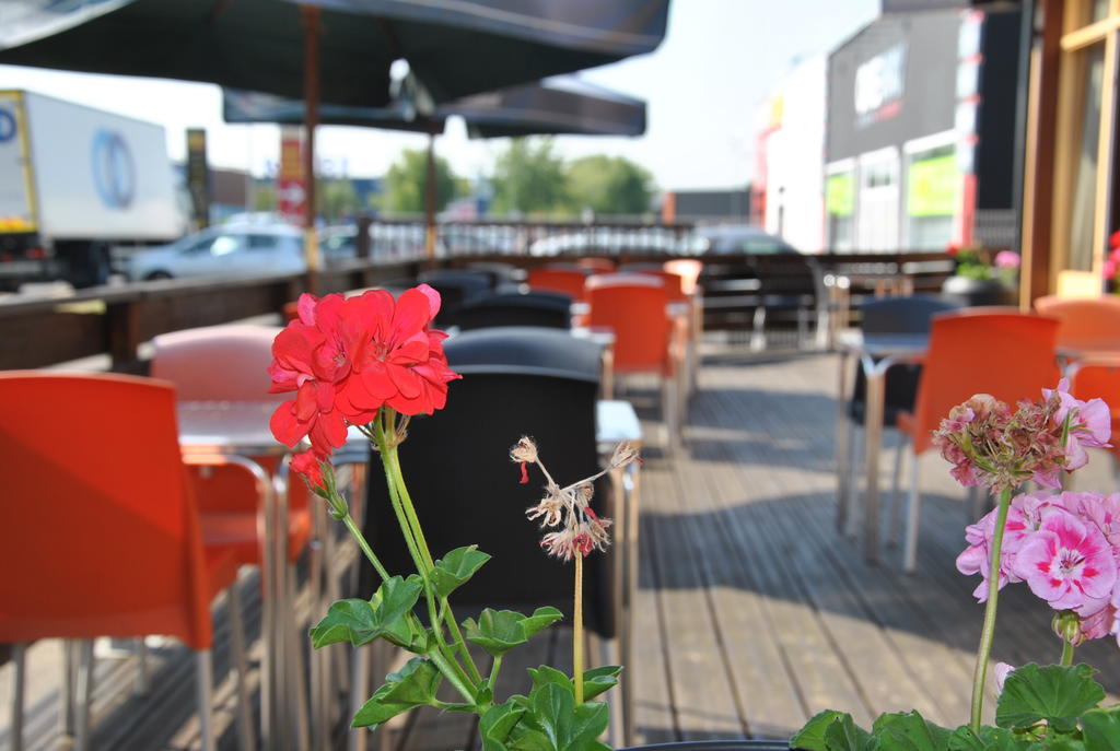 Fh Confort Hotel Orleans Co'Met Dış mekan fotoğraf